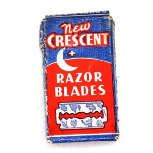 Vintage NOS New Crescent Razor Blades